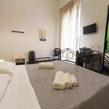 Tra L'Etna E Il Mare B&B Catania Exterior photo